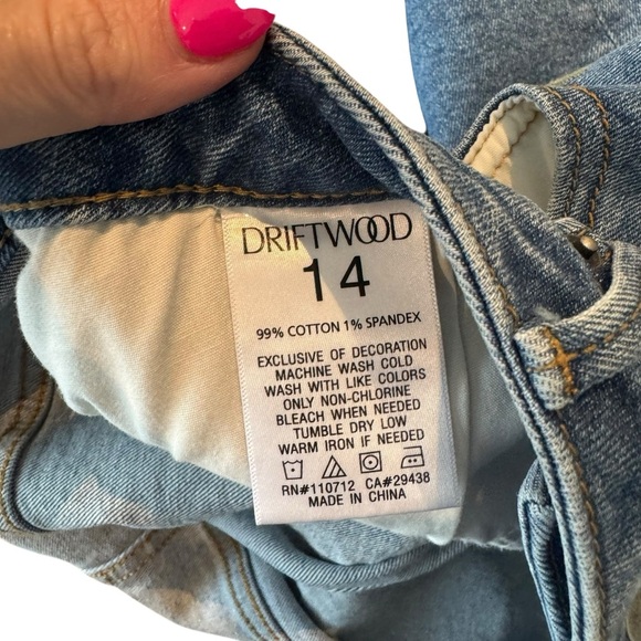 Driftwood - Bermuda Jean Shorts Floral Embroidered W14 L9 - Picture 7 of 8